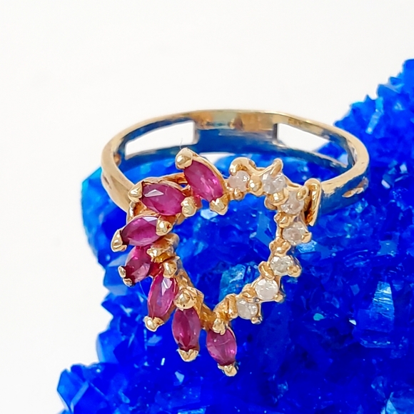Heart 14k Yellow Gold Ring Diamond & Sapphires Ring 4 gram SZ -7 resizable - Picture 11 of 15